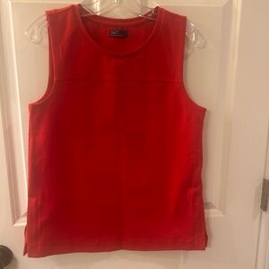 Women’s Gap Sleevelesss Shirt Size Medium